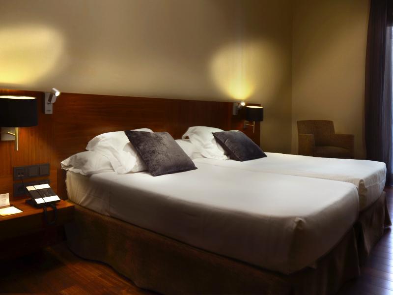 Hotel Casa Elliot By Bondia Group 4*